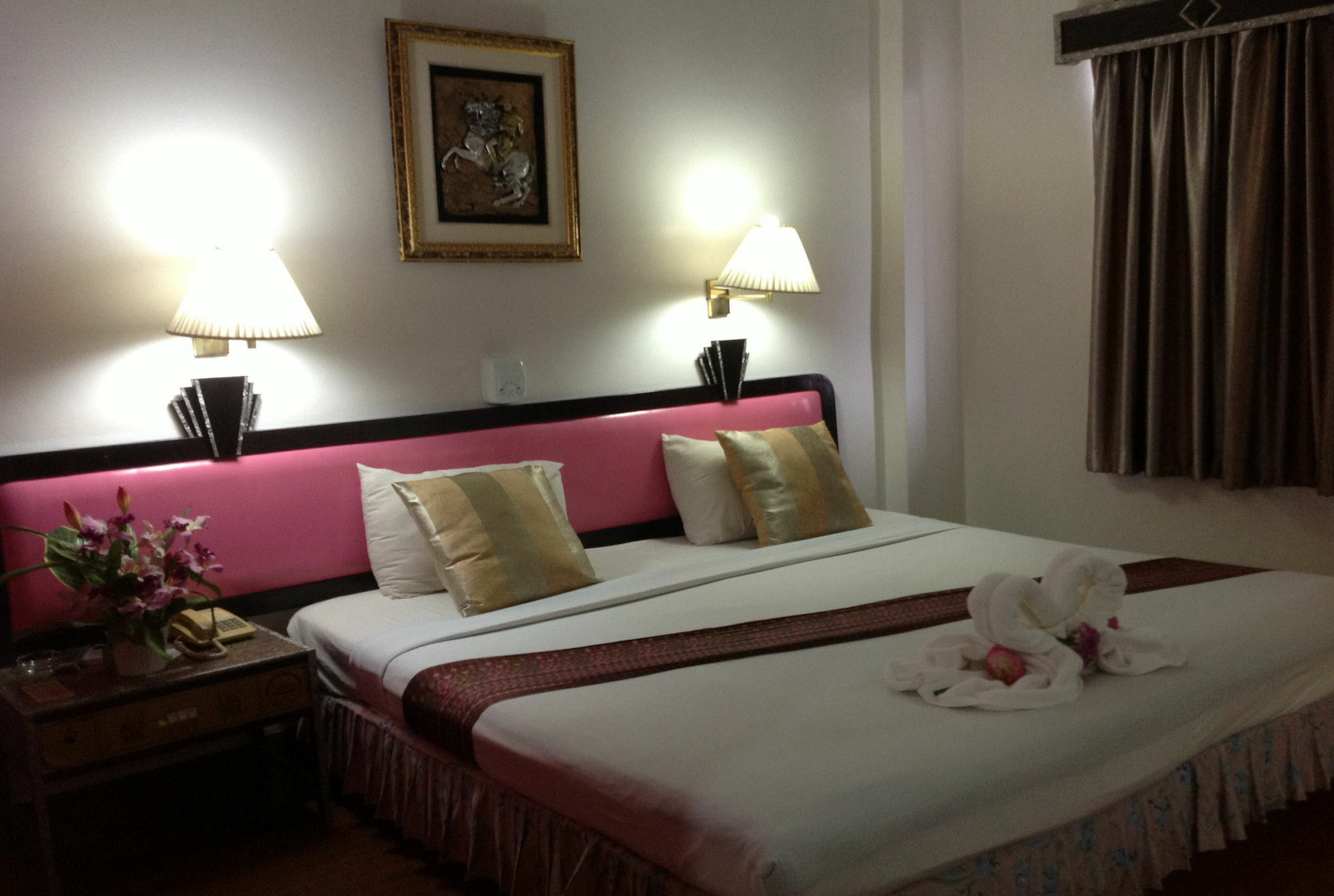 Thaihotel Nakorn Si Thammarat ナコーンシータンマラート エクステリア 写真