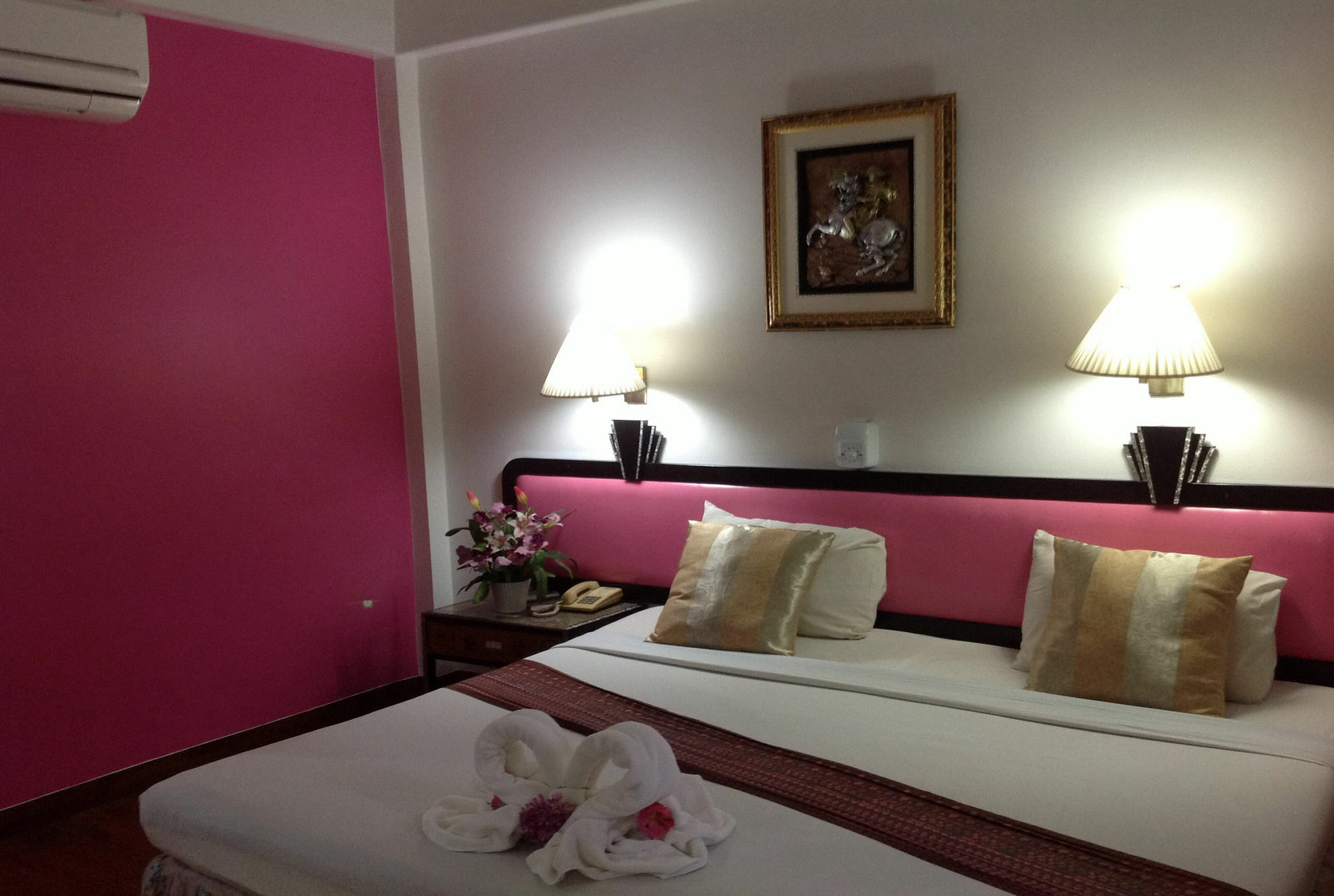 Thaihotel Nakorn Si Thammarat ナコーンシータンマラート エクステリア 写真