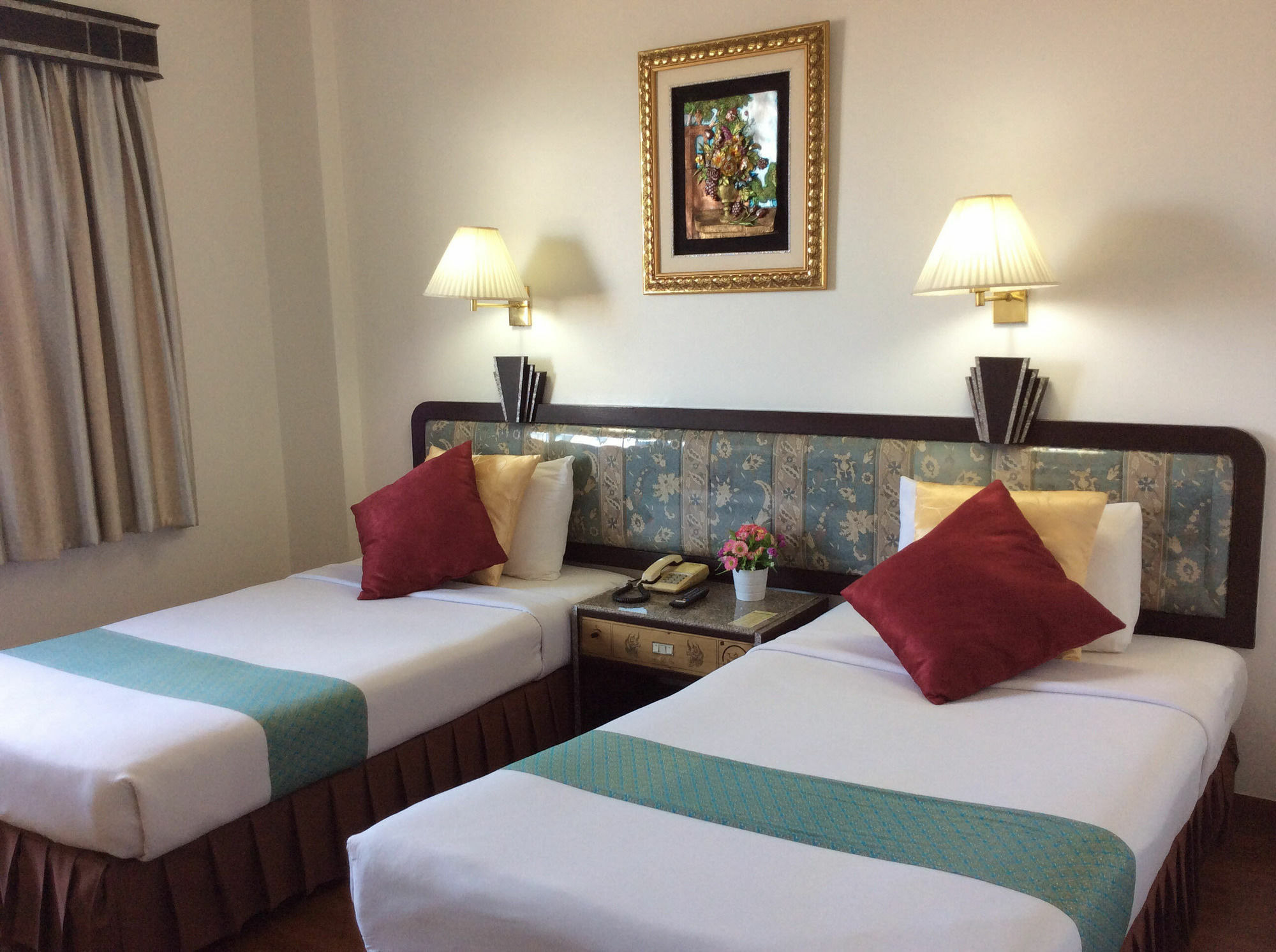 Thaihotel Nakorn Si Thammarat ナコーンシータンマラート エクステリア 写真